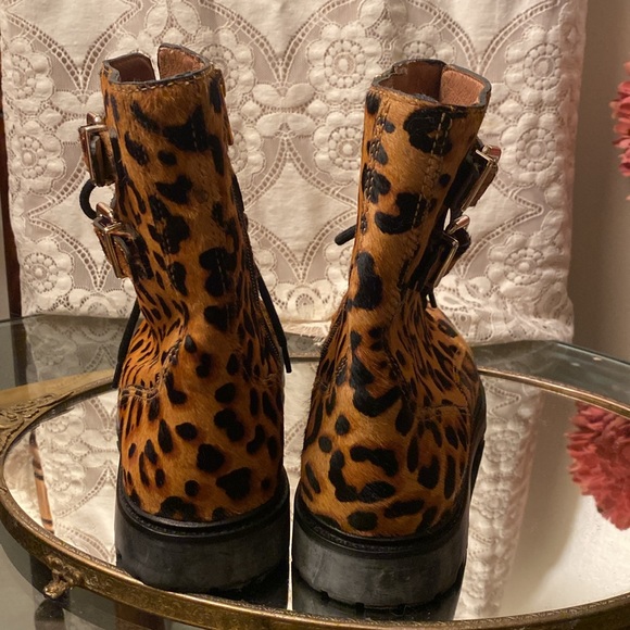 Antonio Melani leopard print boots (dyed calf fur) Size 8.5 - Picture 5 of 8